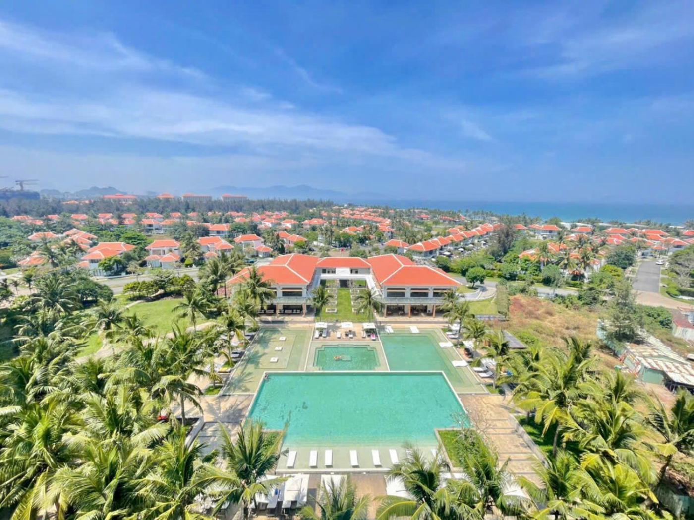 Luxury Dana Beach Resort & Spa ダナン市 エクステリア 写真
