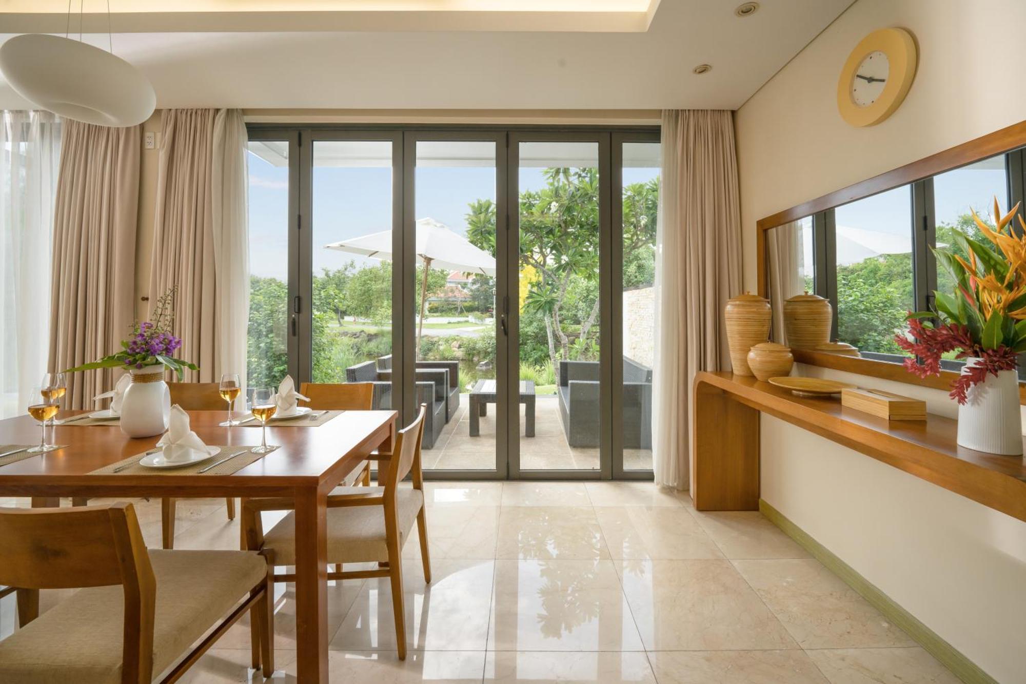 Luxury Dana Beach Resort & Spa ダナン市 部屋 写真