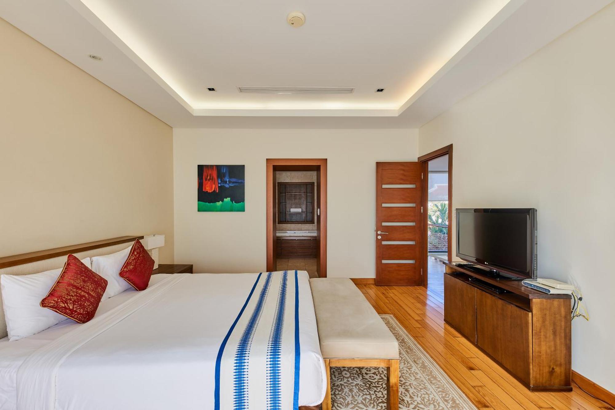 Luxury Dana Beach Resort & Spa ダナン市 部屋 写真